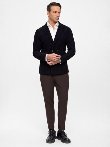 Antioch Regular fit Blazer in Black