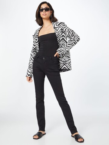 MUSTANG Slimfit Farmer 'Rebecca' - fekete