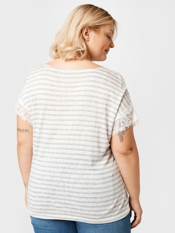 T-shirt 'Karima' ABOUT YOU Curvy en gris