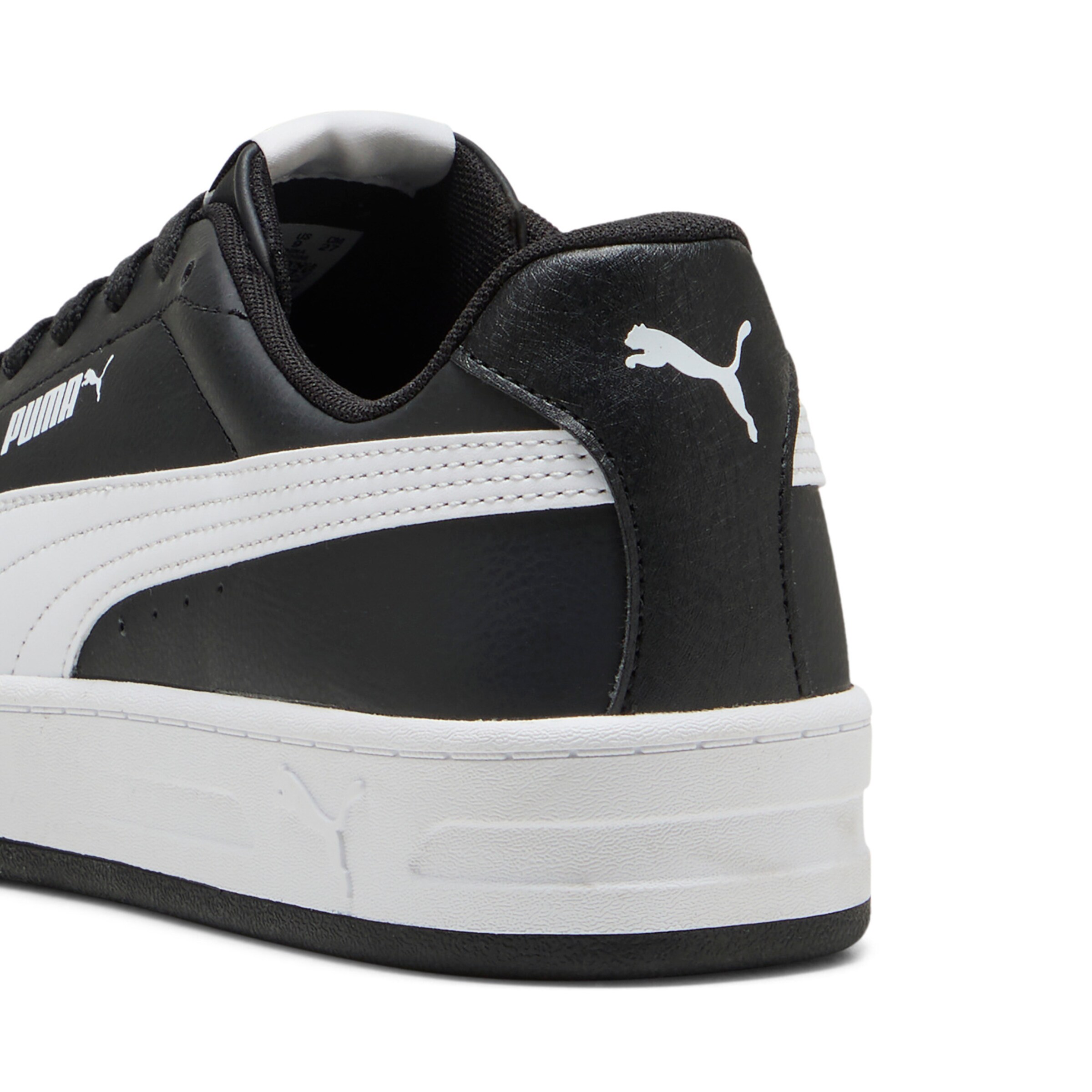 PUMA Sneakers in Black