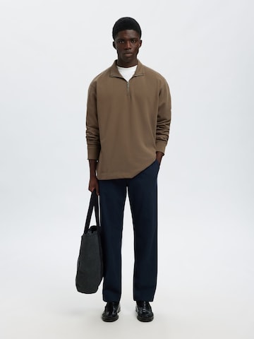 SELECTED - Sudadera en marrón