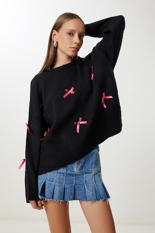 Happiness İstanbul Свитер в Черный: спереди