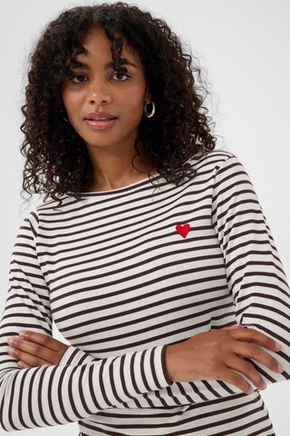 Kaffe - Top en negro