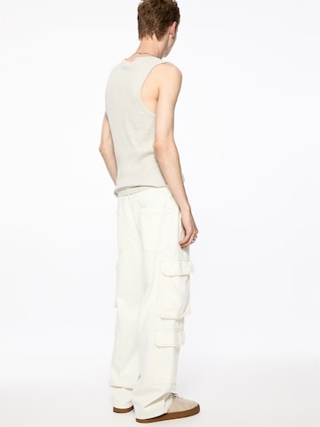 Pull&Bear Loose fit Cargo Jeans in White