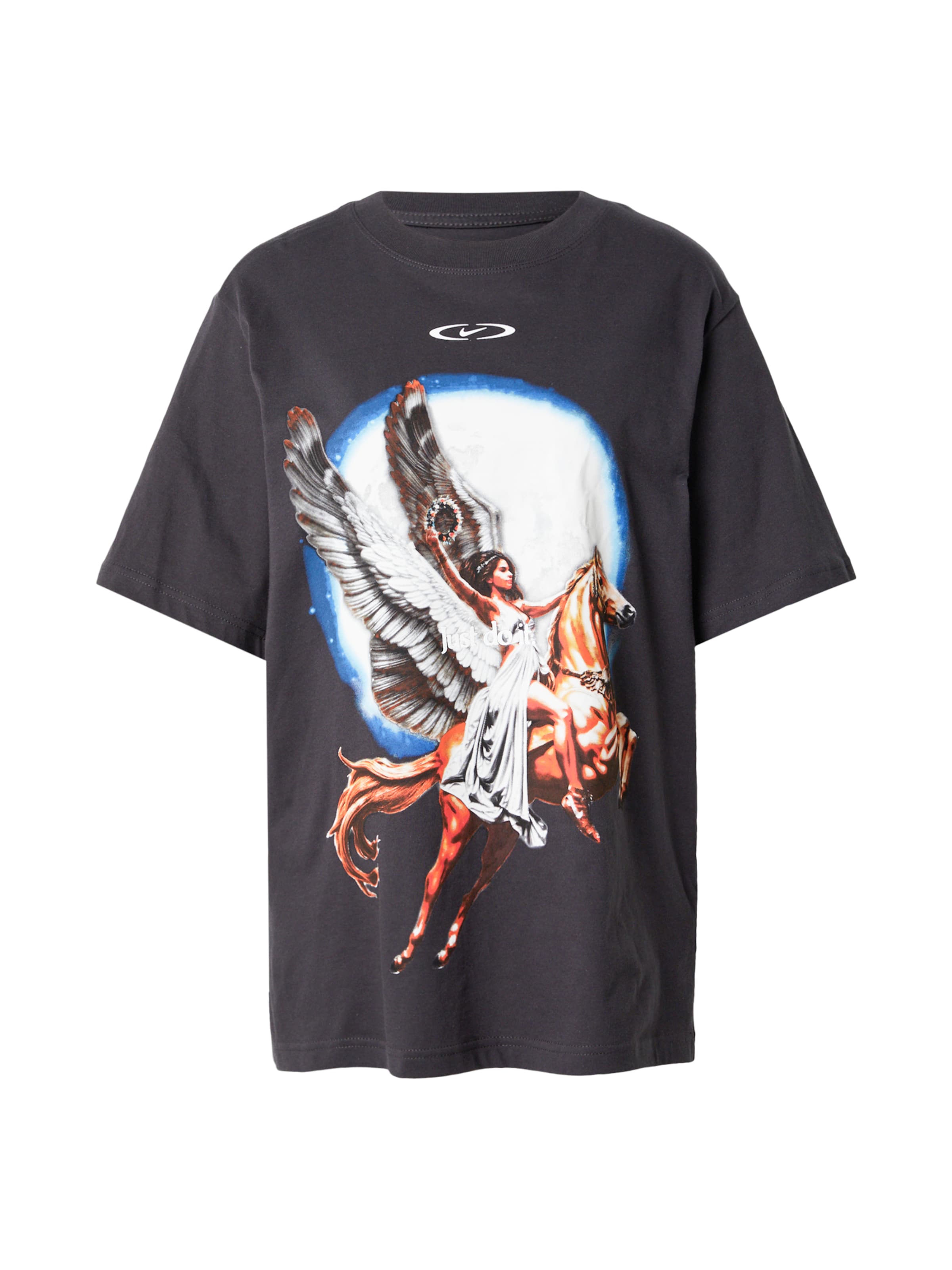 Nike Sportswear Тениска в сиво: отпред