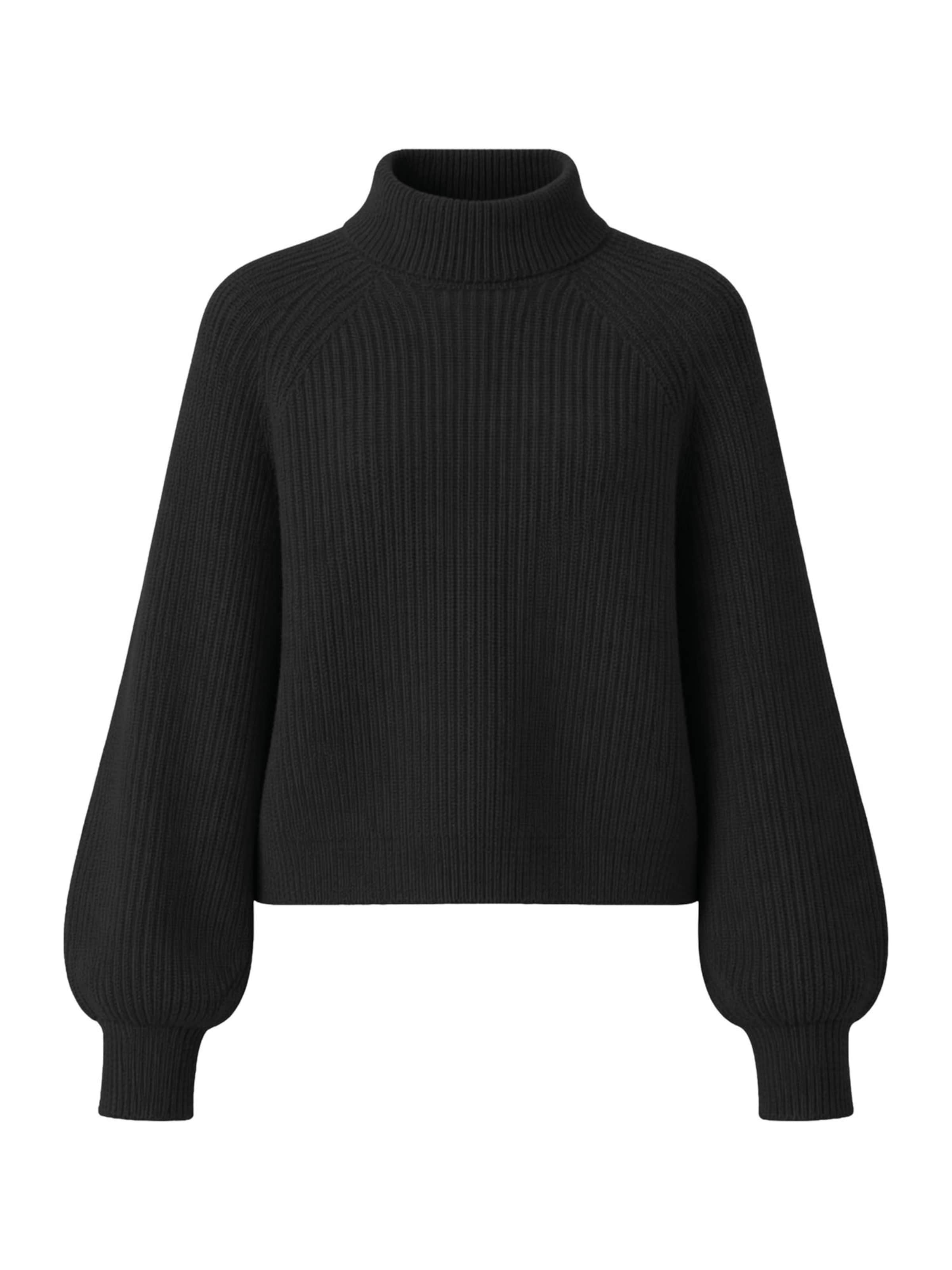 Pulover de la Rich & Royal pe negru: față