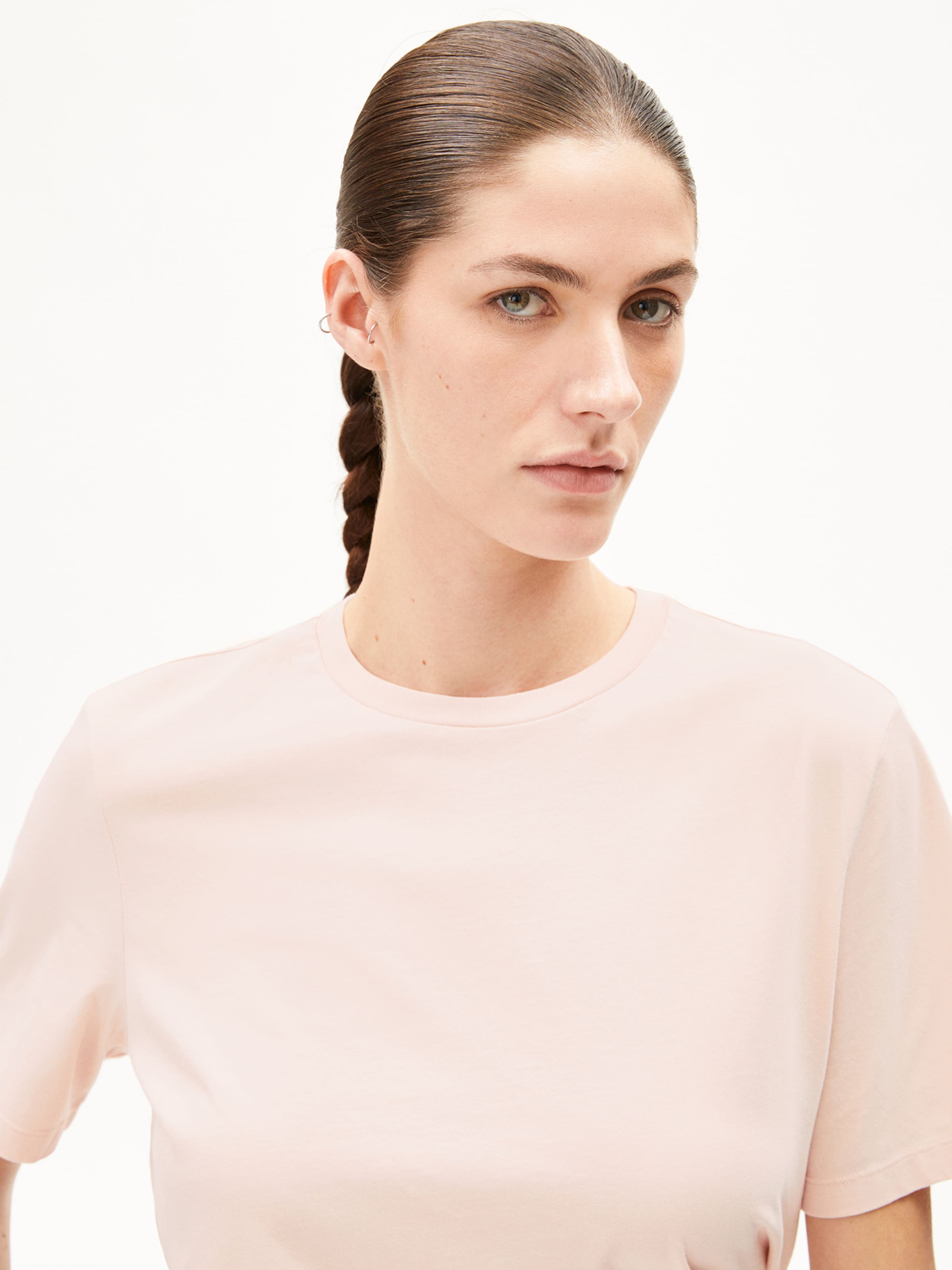 ARMEDANGELS Shirt ' LUALAA ' in Roze: voorkant