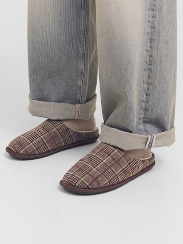 JACK & JONES Huisschoen in Bruin: voorkant