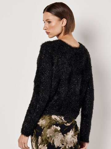 Pull-over ' ' Apricot en noir