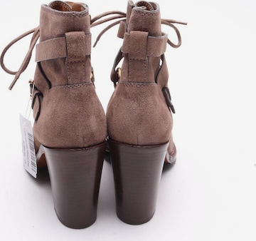 Ralph Lauren Dress Boots in 38,5 in Brown