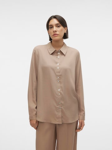 Chemisier 'TIRA' VERO MODA en beige : devant