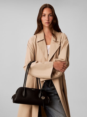 regular Borsa a spalla di Calvin Klein in nero