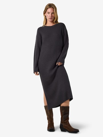 Noisy may - Vestido 'NMCHARLIE' em cinzento