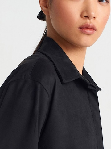 Dilvin Shirt in Black
