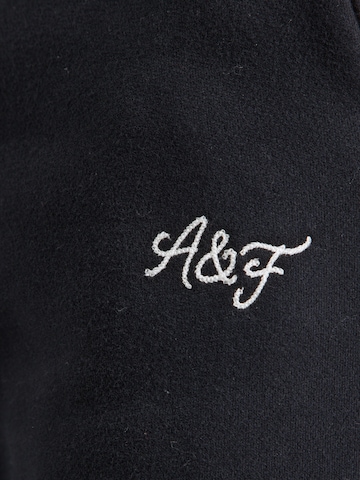 Abercrombie & Fitch Loosefit Kalhoty – černá