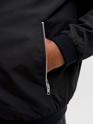 Jack & Jones Plus Between-Season Jacket 'JJERush' in Black
