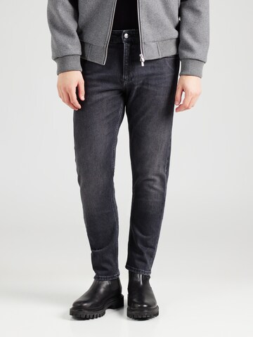 Calvin Klein Jeans Slimfit Jeans in Zwart: voorkant