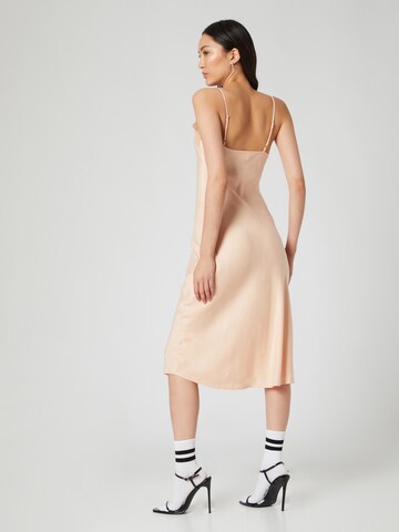 Daahls by Emma Roberts exclusively for ABOUT YOU - Vestido 'Romy' em laranja