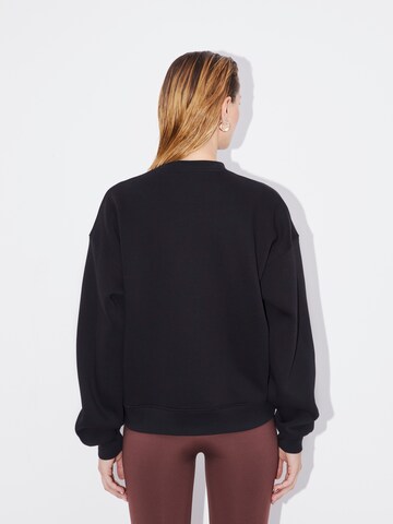 Sweat-shirt 'Nuria' LeGer by Lena Gercke en noir : derrière