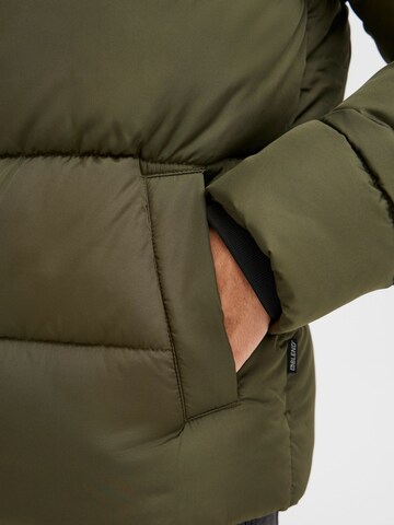 Giacca invernale ' BHMZIPKE ' di BLEND in verde