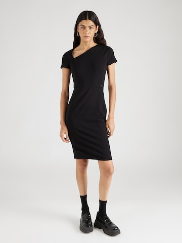 Calvin Klein Φόρεμα σε μαύρο: μπροστά