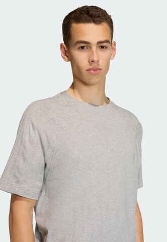 T-Shirt ADIDAS ORIGINALS en gris