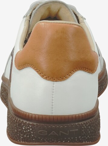 Sneaker low de la GANT pe alb