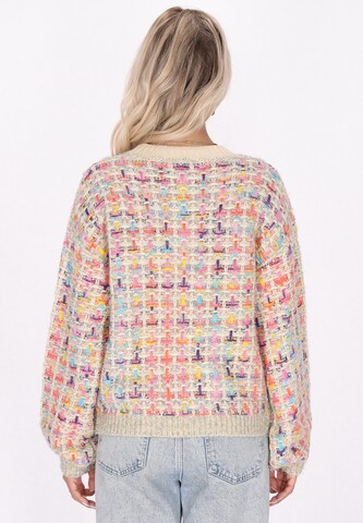 Pullover di IZIA in bianco