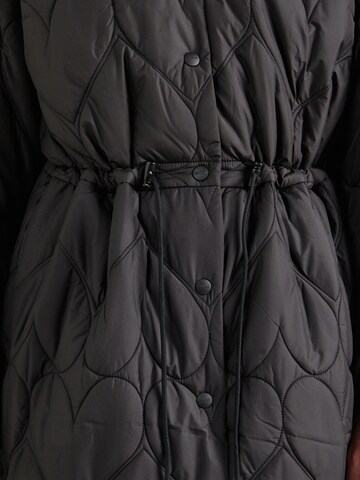 Fabienne Chapot Between-seasons coat 'Skippy' in Black