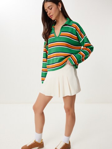 Happiness İstanbul Sweater in Green