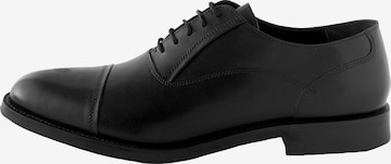 NextCipele na vezanje - crna boja: prednji dio