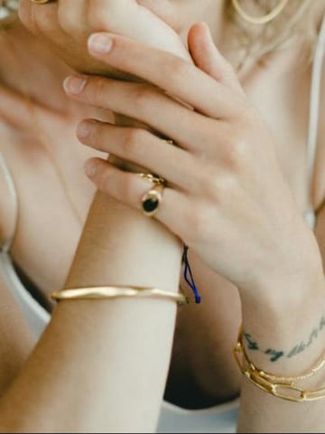 Les Reines Ring 'The Signet'‌‌‌‌ in Gold