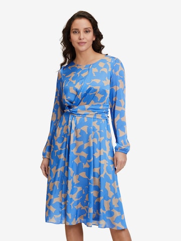 Robe Betty & Co en bleu : devant