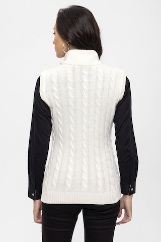 Felix Hardy Sweater in White