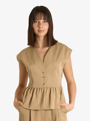 Gilet di Dixie in beige: frontale