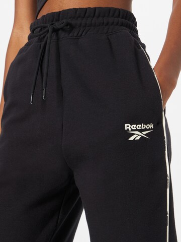 Reebok Дънки Tapered Leg Спортен панталон в черно