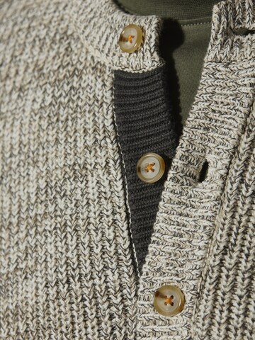 Jan Vanderstorm Pullover 'Tjuse' in Weiß