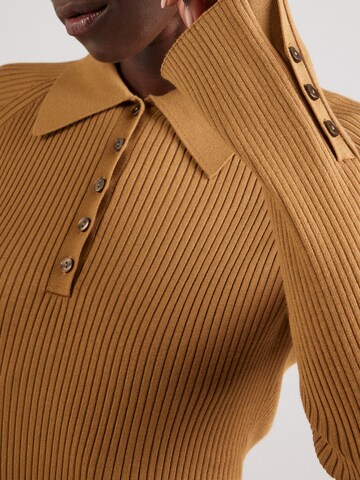 Robes en maille & Other Stories en beige