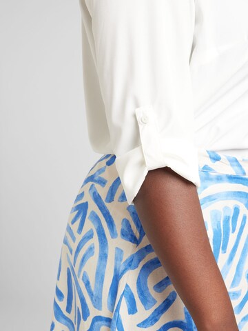 Chemisier 'VMCeva' Vero Moda Curve en blanc