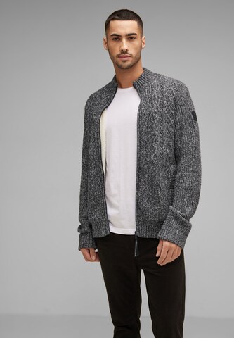 Street One MEN Strickjacke in Grau: Vorderseite