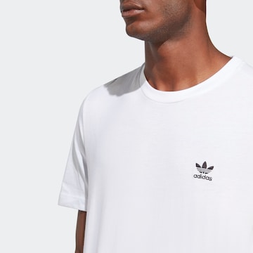 ADIDAS ORIGINALS T-Shirt 'Trefoil Essentials' in Weiß