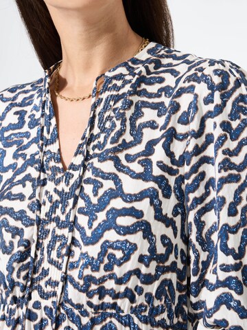 GARCIA Košilové šaty – bílá