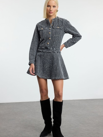 Robe Trendyol en gris