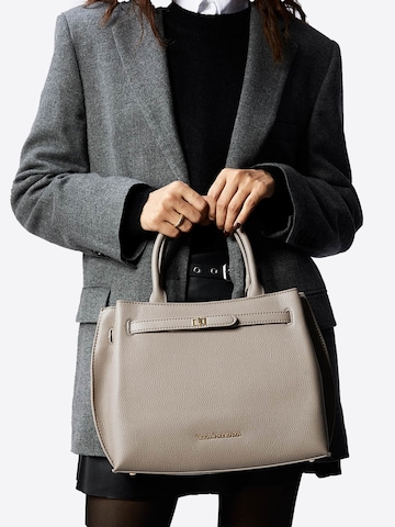 Victoria Hyde Handbag in Grey: front