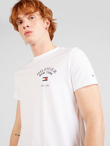 T-Shirt TOMMY HILFIGER en blanc