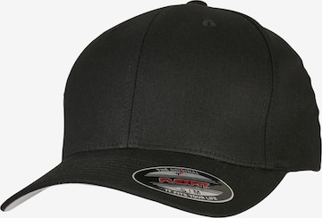 Casquette Flexfit en noir : devant