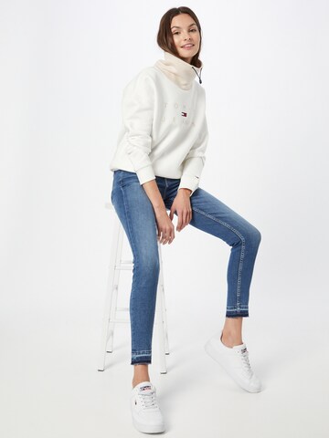 Tommy Jeans Sweatshirt in White