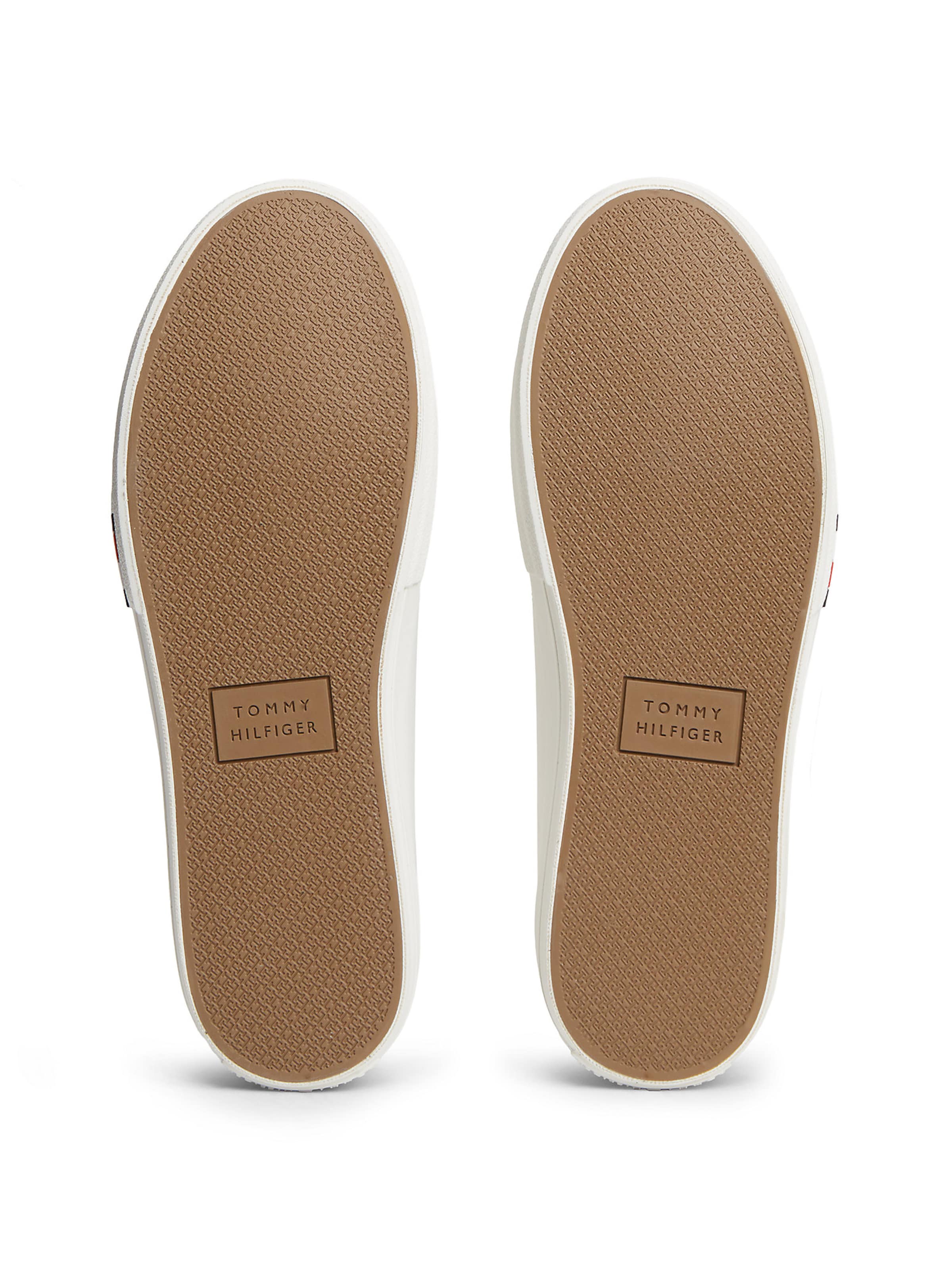 TOMMY HILFIGER Sneaker in Beige