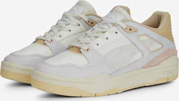 Baskets basses 'Slipstream Thrifted' PUMA en blanc : devant