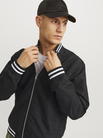 JACK & JONES Overgangsjakke 'JORMarbella' i sort